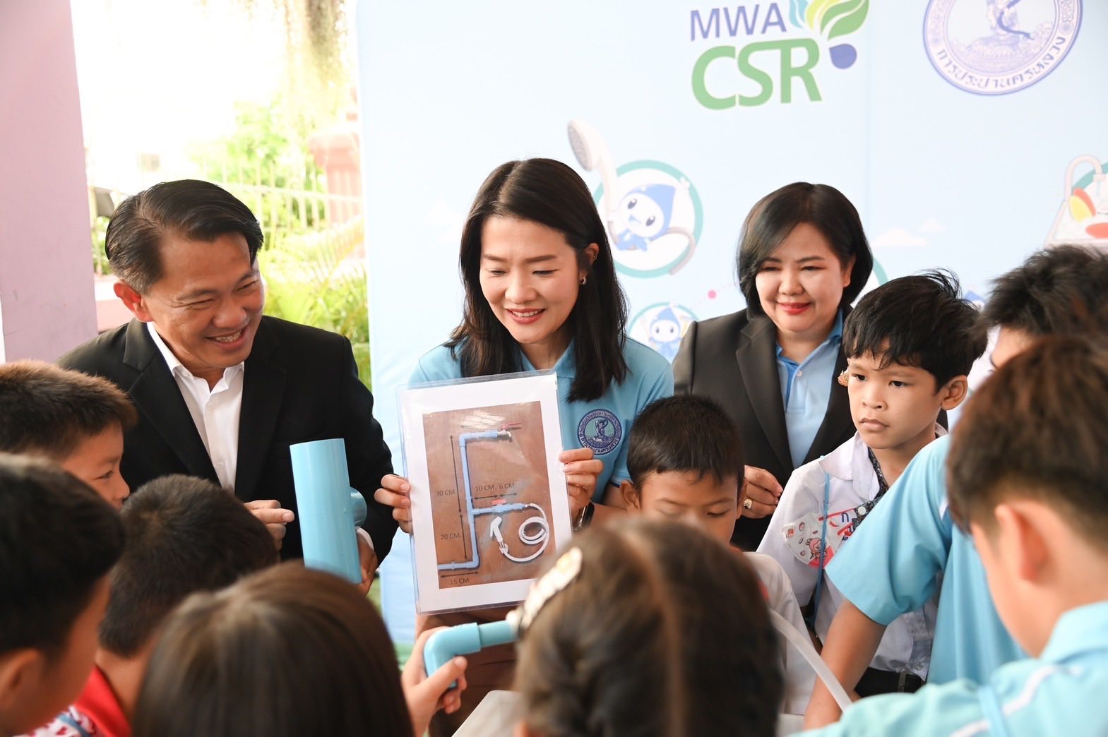 มท.2 นำทีม กปน. จัดกิจกรรม “เยาวชนพิทักษ์น้ำ”ณ โรงเรียนวัดประชาศรัทธาธรรม (เสาหิน) กรุงเทพมหานคร